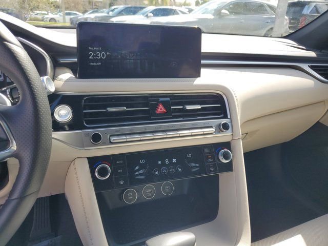 Used 2026 Genesis G70 2.5T image 21
