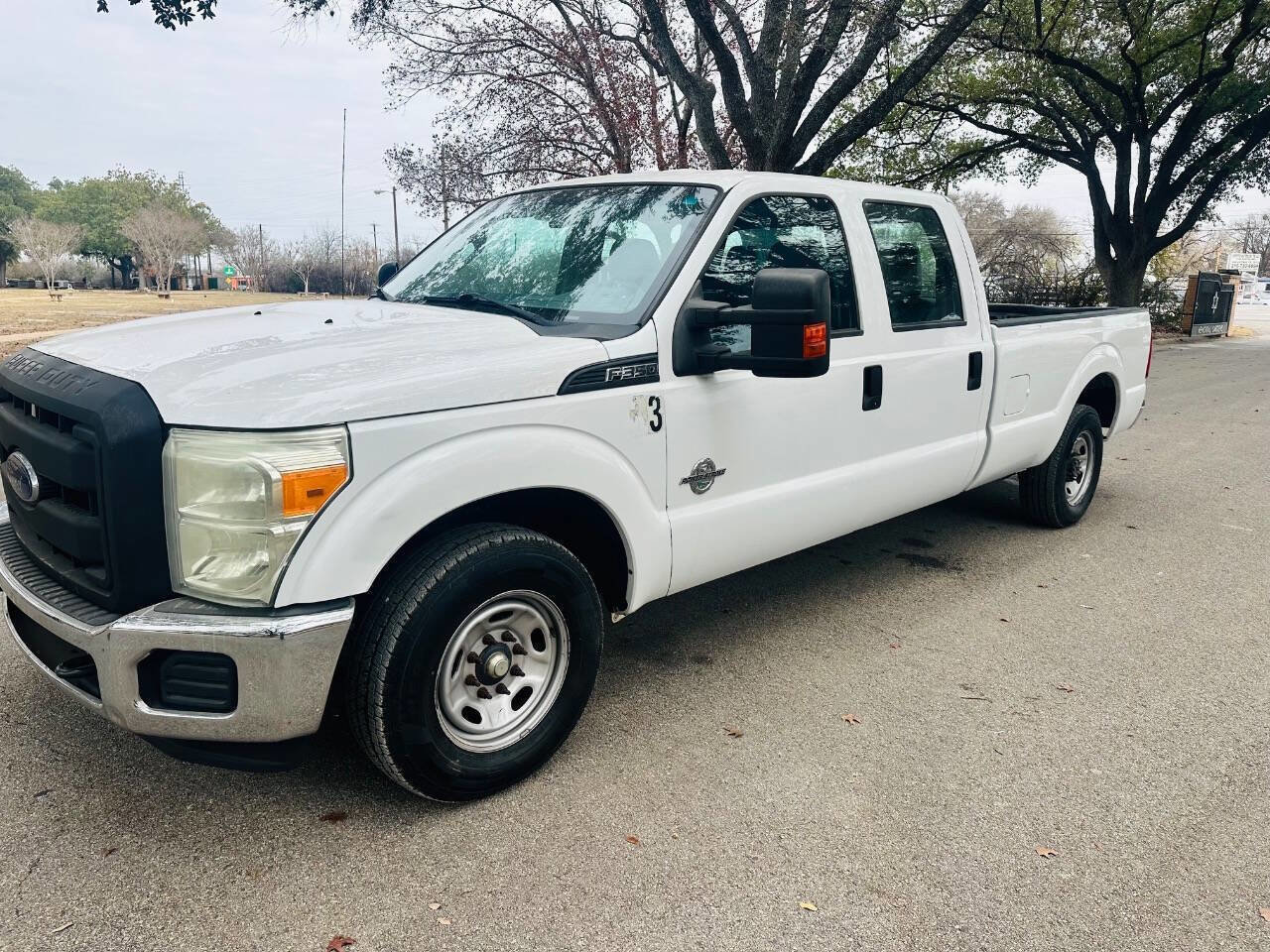 Used 2015 Ford F350 XL w/ Power Equipment Group RWD image 4