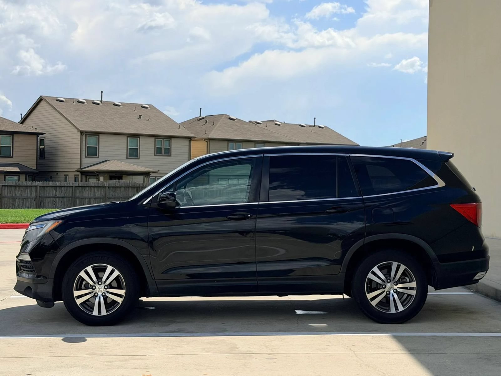Used 2016 Honda Pilot EX-L image 4
