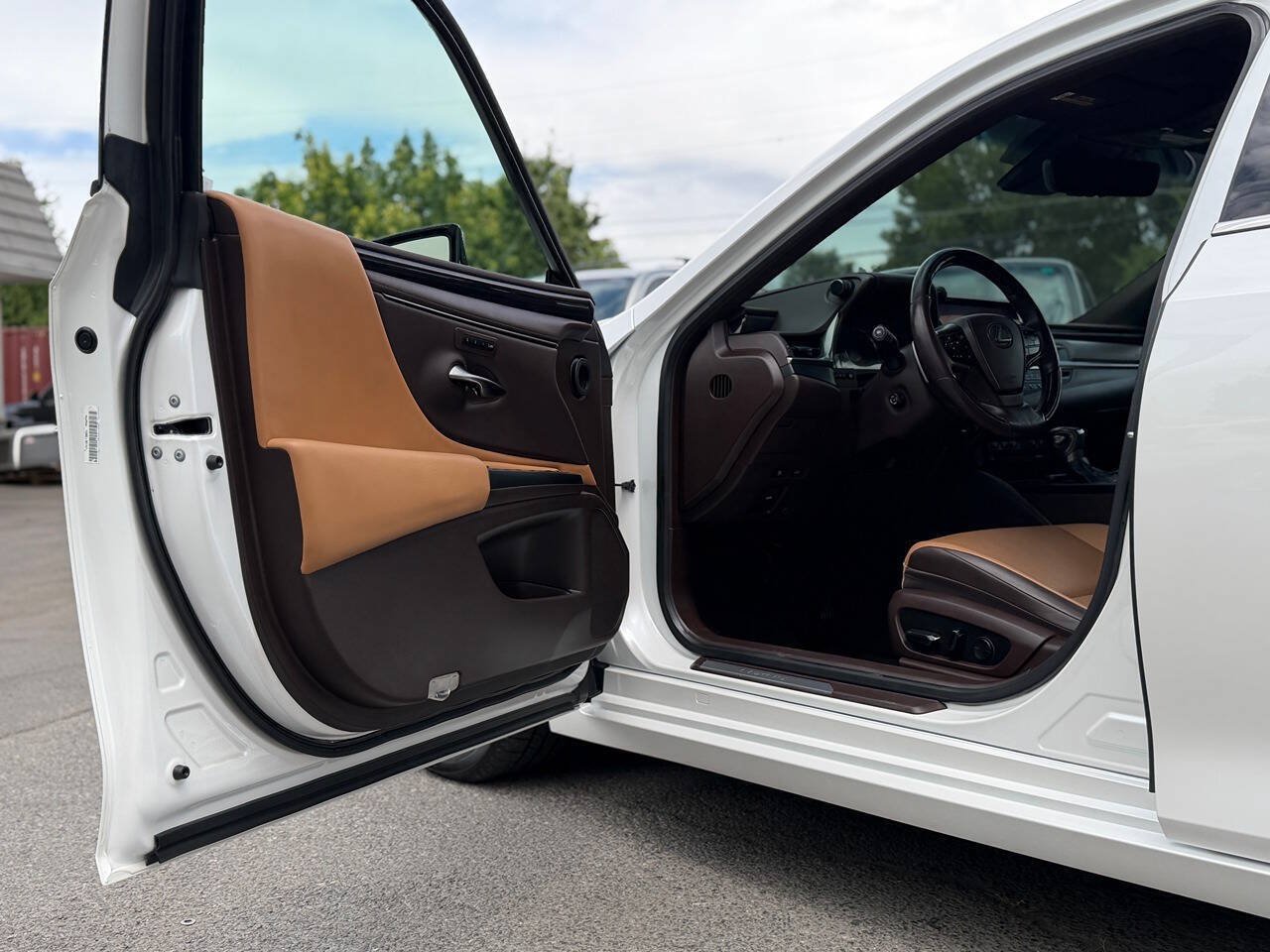 Used 2020 Lexus ES 350 w/ Premium Package FWD image 49