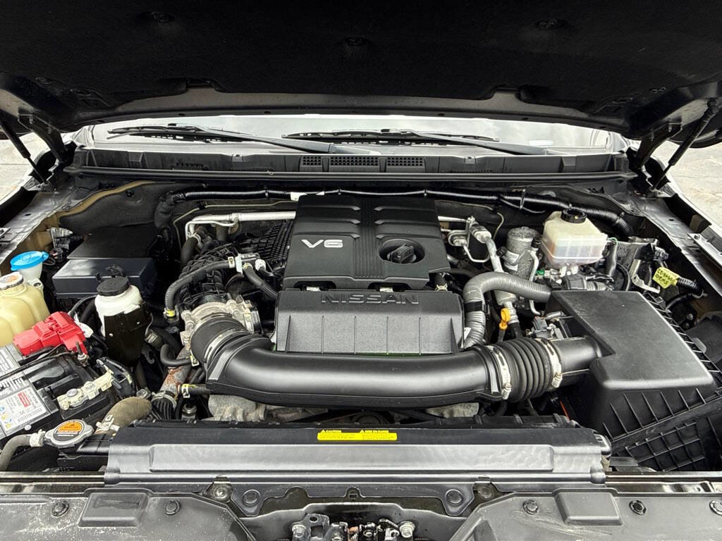 Used 2022 Nissan Frontier PRO-4X image 9