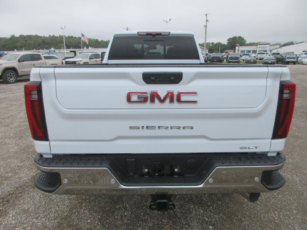 New 2026 GMC Sierra 3500 SLT w/ SLT Premium Package AWD/4WD image 6