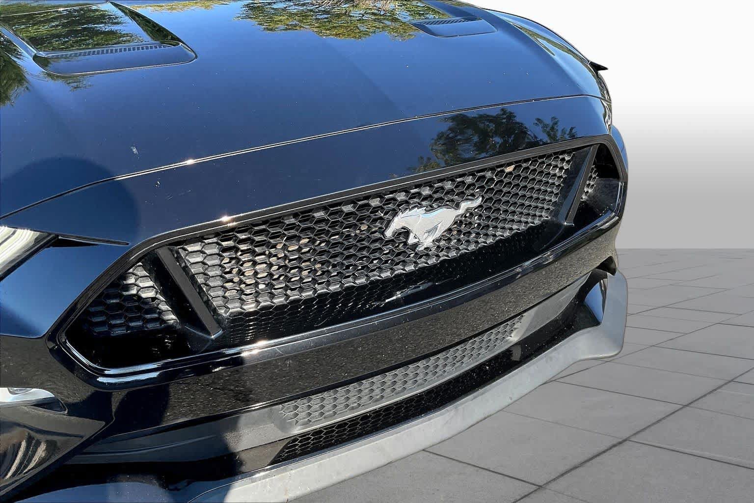 Used 2022 Ford Mustang GT w/ GT Performance Package RWD image 29