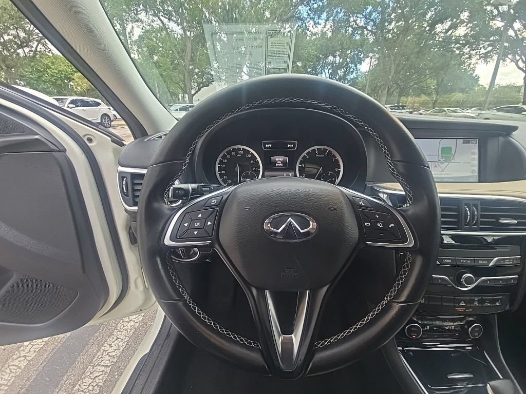 Used 2019 INFINITI QX30 w/ Navigation Package FWD image 17