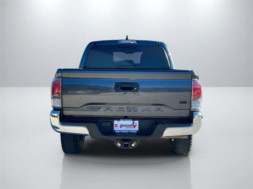 Used 2021 Toyota Tacoma TRD Off-Road image 6