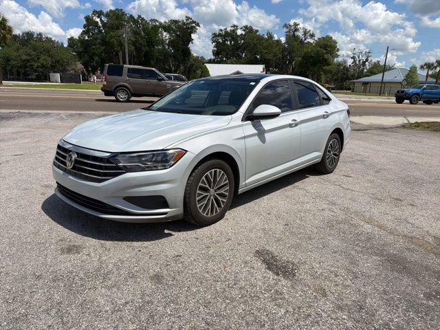 Used 2019 Volkswagen Jetta SE image 3