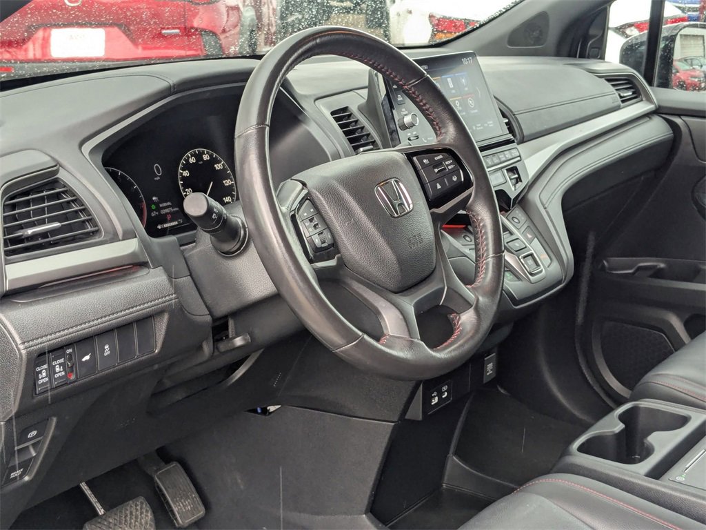 Used 2025 Honda Odyssey Sport-L image 14