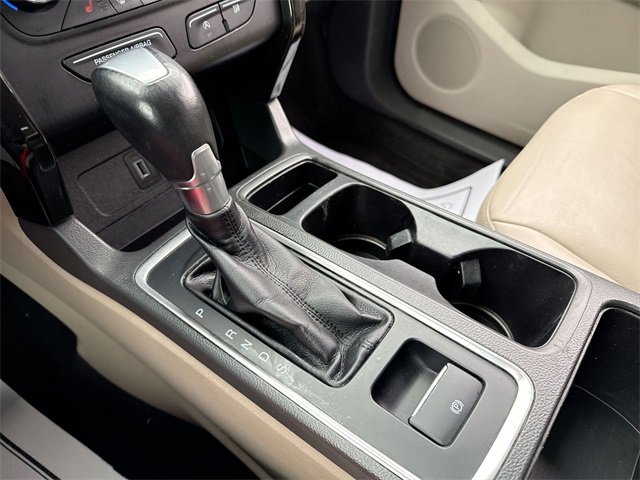 Used 2017 Ford Escape Titanium image 19