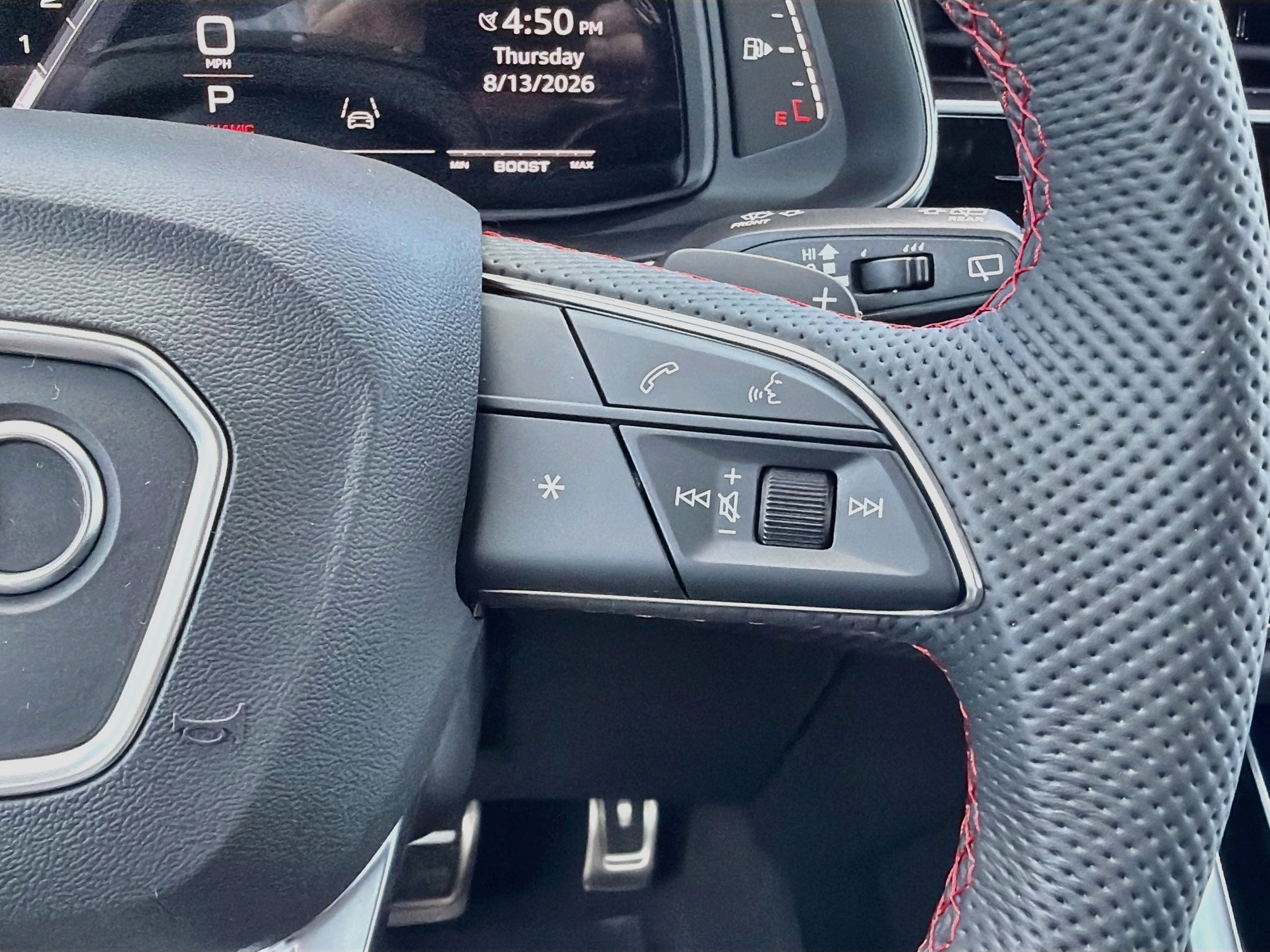 New 2026 Audi SQ8 Prestige AWD/4WD image 38