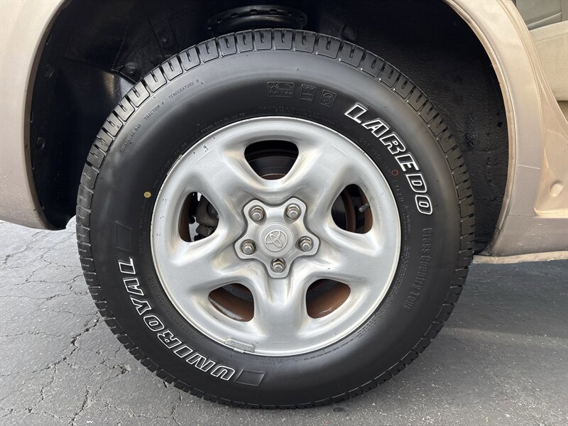 Used 2005 Toyota Highlander 2WD image 17