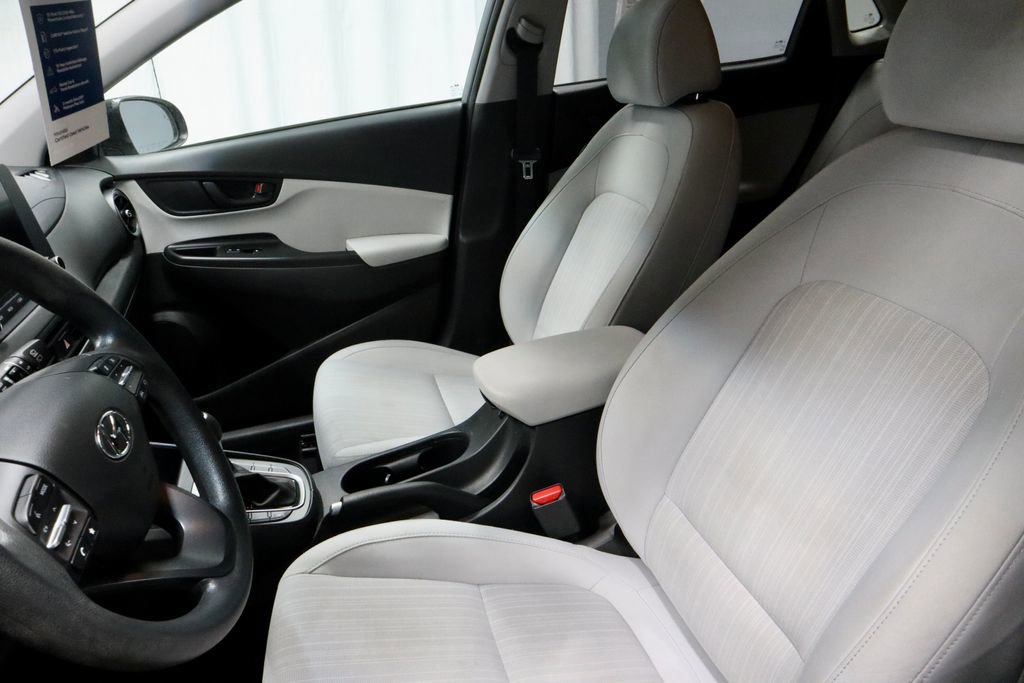 Certified 2023 Hyundai Kona SEL AWD/4WD image 23