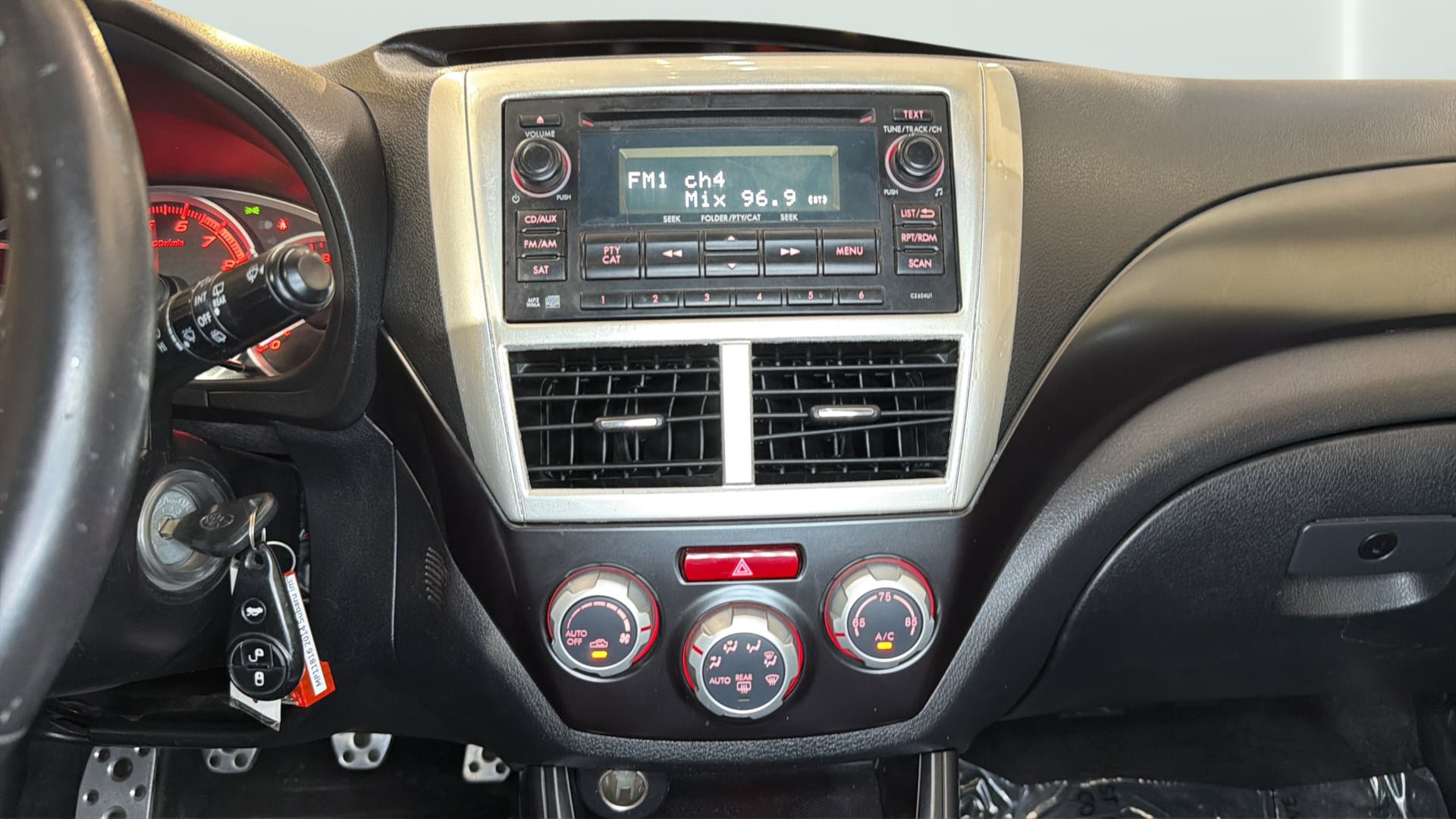 Used 2014 Subaru Impreza WRX Premium w/ Popular Package #1 (IYN) AWD/4WD image 16