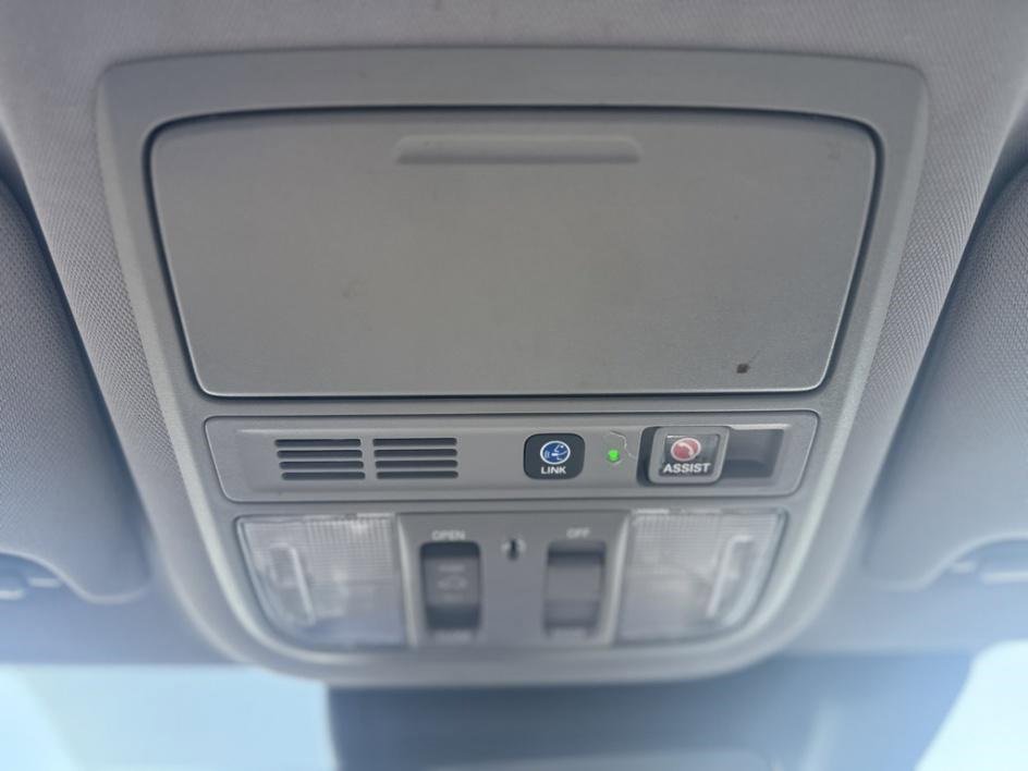 Used 2018 Honda Accord Touring image 36