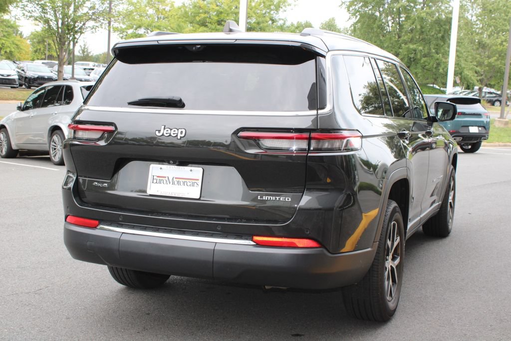 Used 2023 Jeep Grand Cherokee L Limited w/ Luxury Tech Group II AWD/4WD image 3
