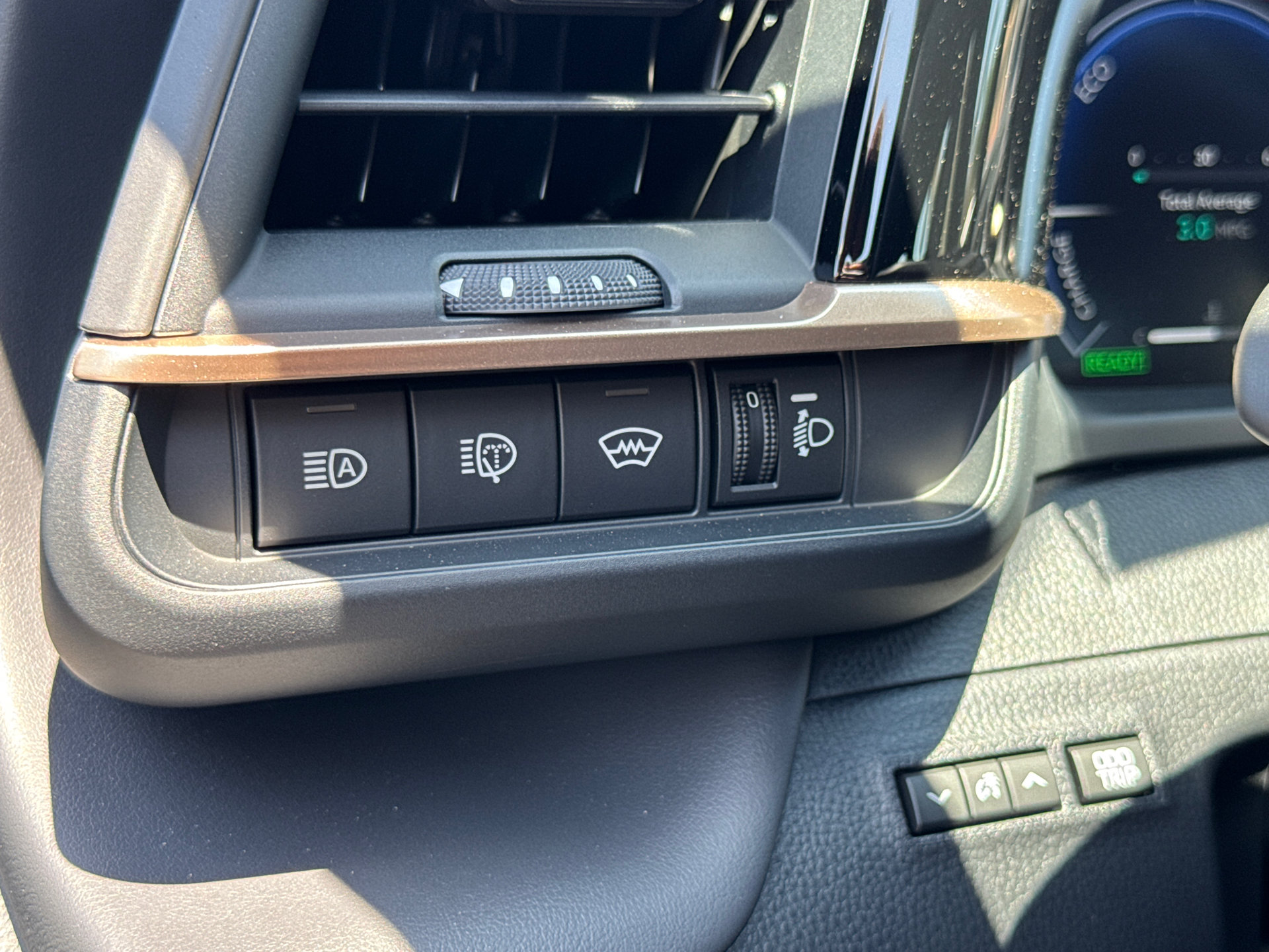 New 2026 Toyota Crown Signia AWD/4WD image 29