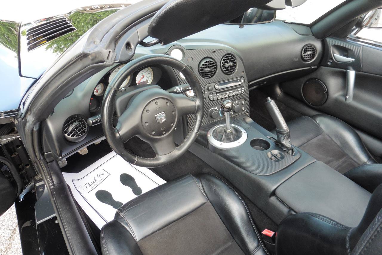 Used 2006 Dodge Viper SRT-10 RWD image 17
