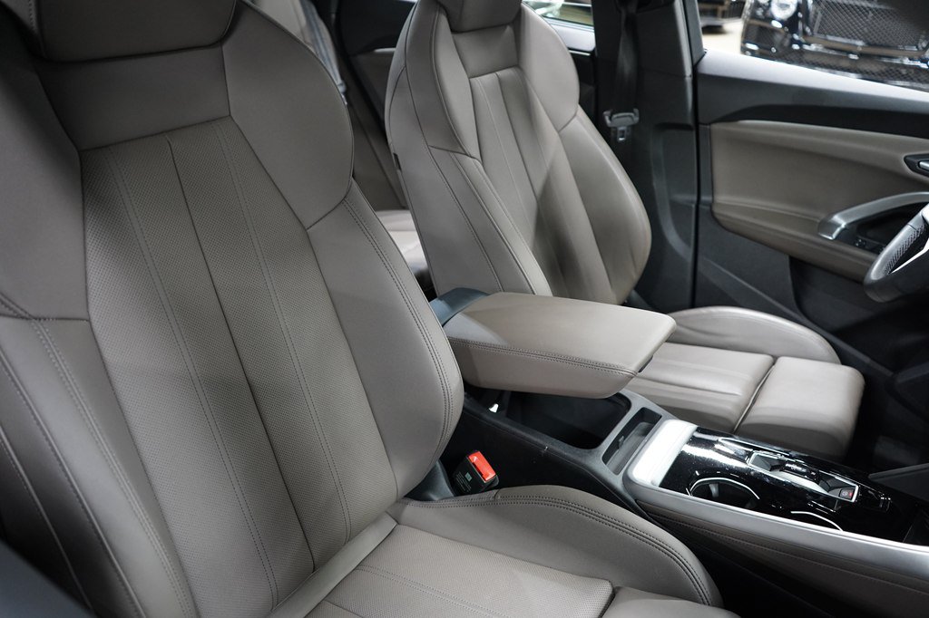 Used 2025 Audi Q5 Premium Plus AWD/4WD image 27