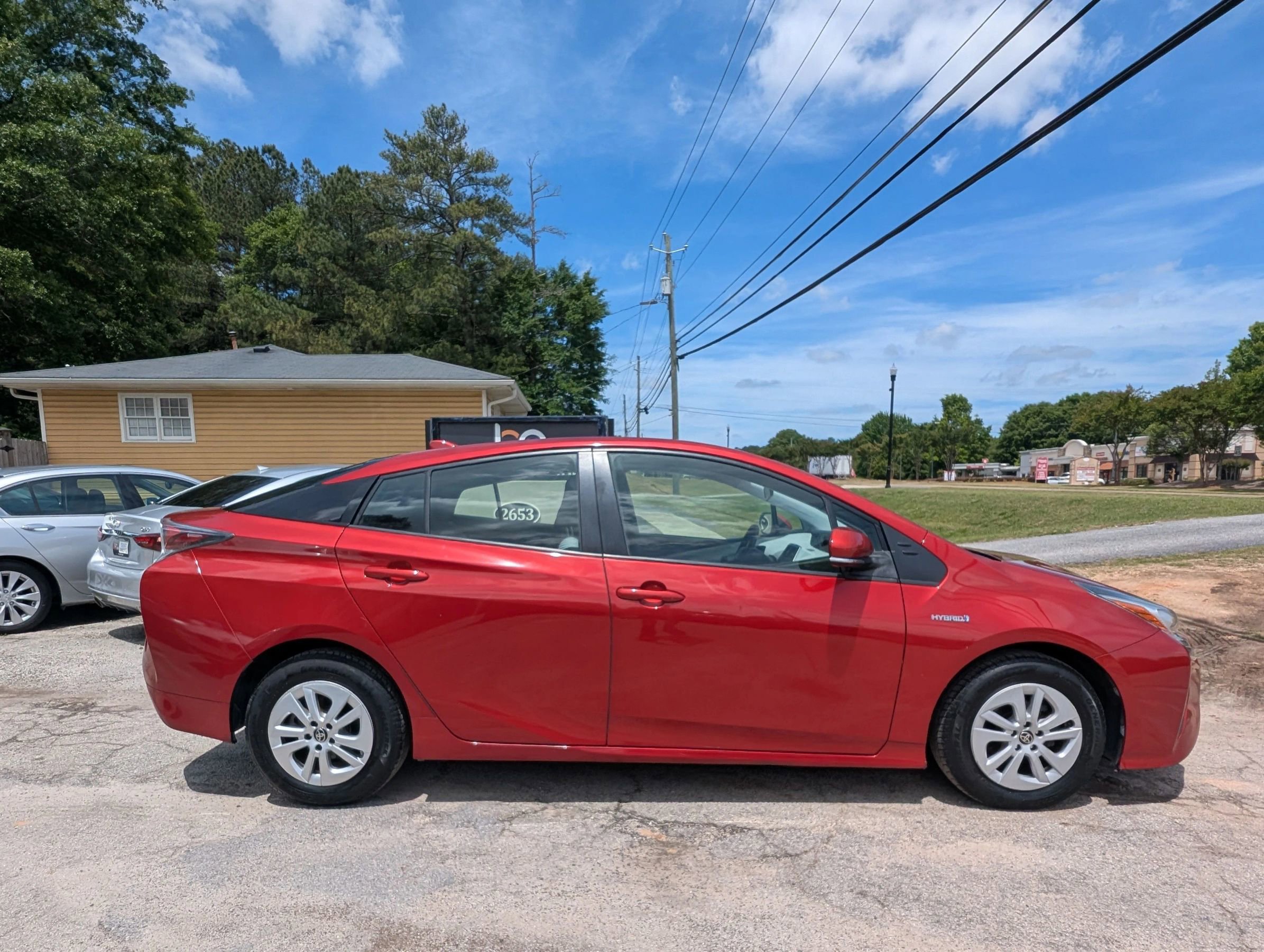 Used 2017 Toyota Prius Two FWD image 4