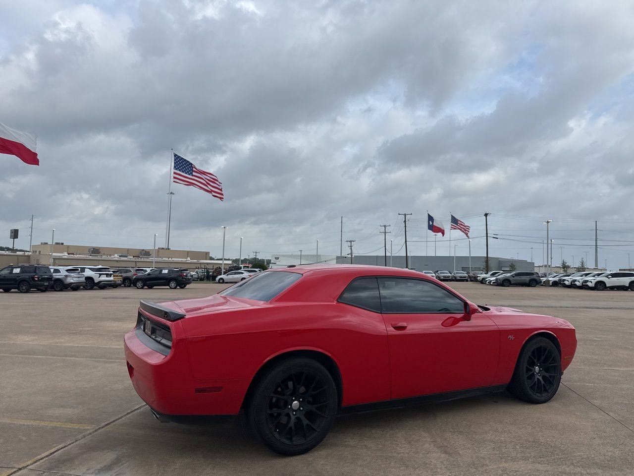 Used 2014 Dodge Challenger R/T RWD image 23