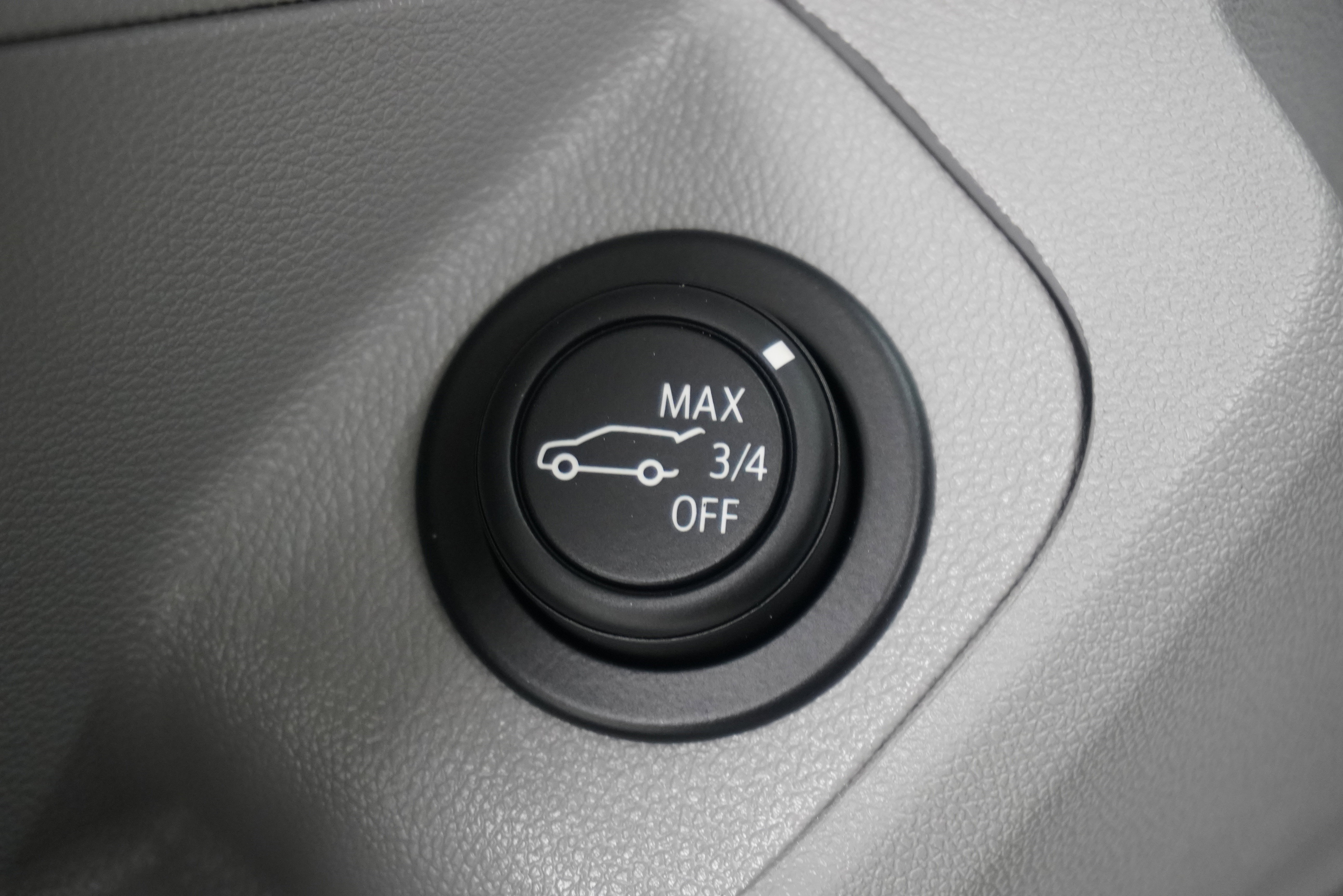 Used 2023 GMC Terrain SLT w/ Infotainment Package II AWD/4WD image 27