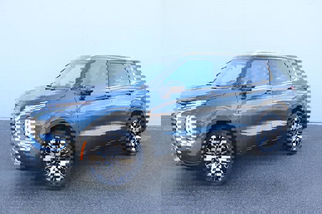 New 2026 Mitsubishi Outlander SEL image 46