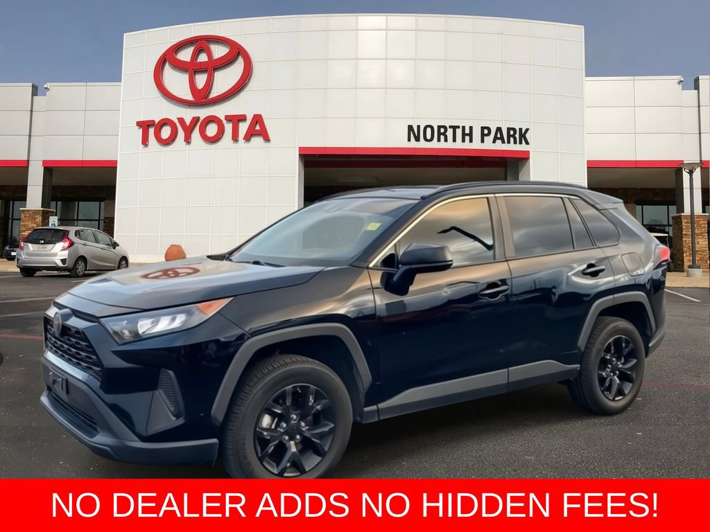 Certified 2021 Toyota RAV4 LE FWD image 1