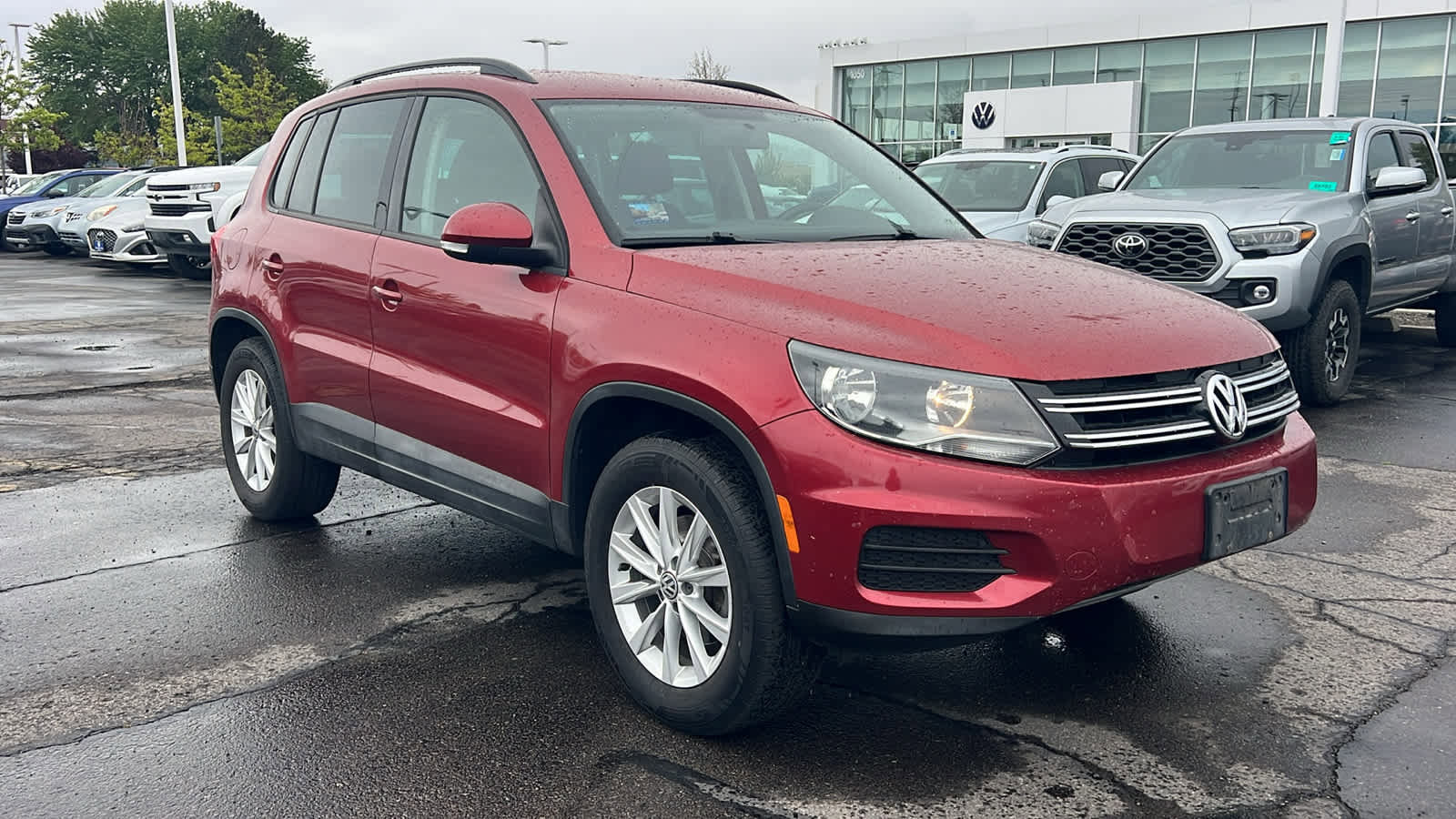 Used 2015 Volkswagen Tiguan SE AWD/4WD image 3