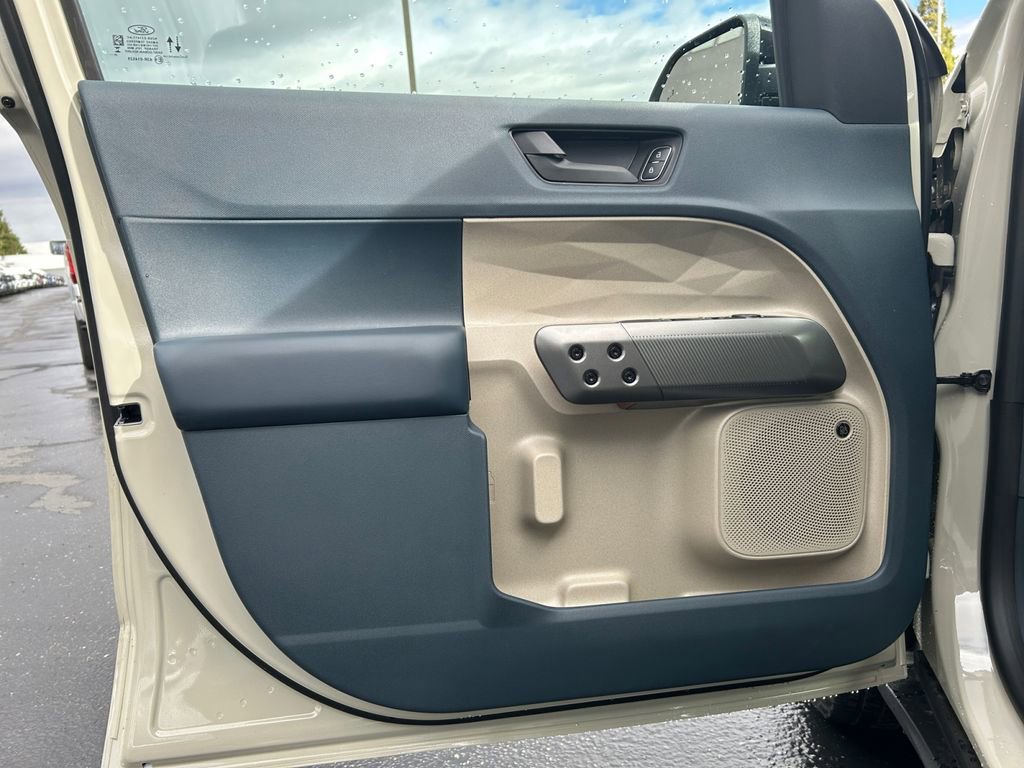New 2025 Ford Maverick Lariat w/ 4K Tow Package image 22