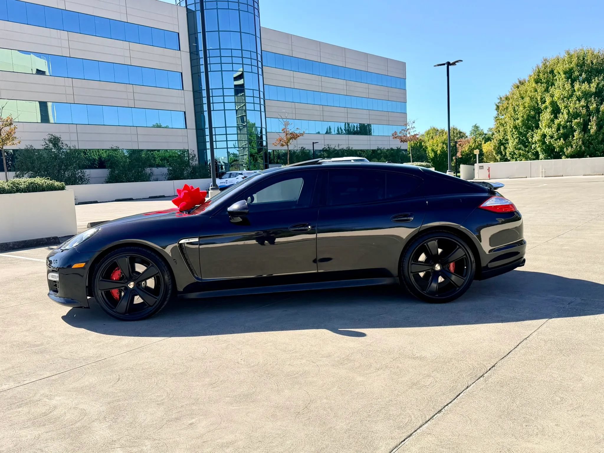 Used 2013 Porsche Panamera GTS AWD/4WD image 6