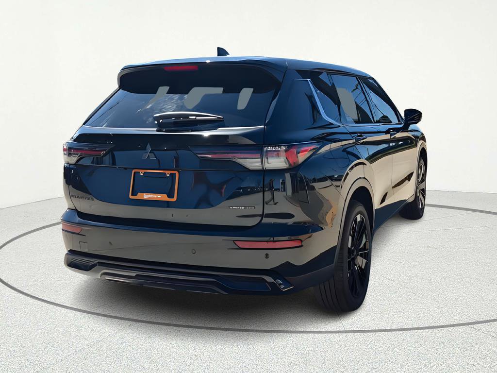 New 2026 Mitsubishi Outlander LE FWD image 6
