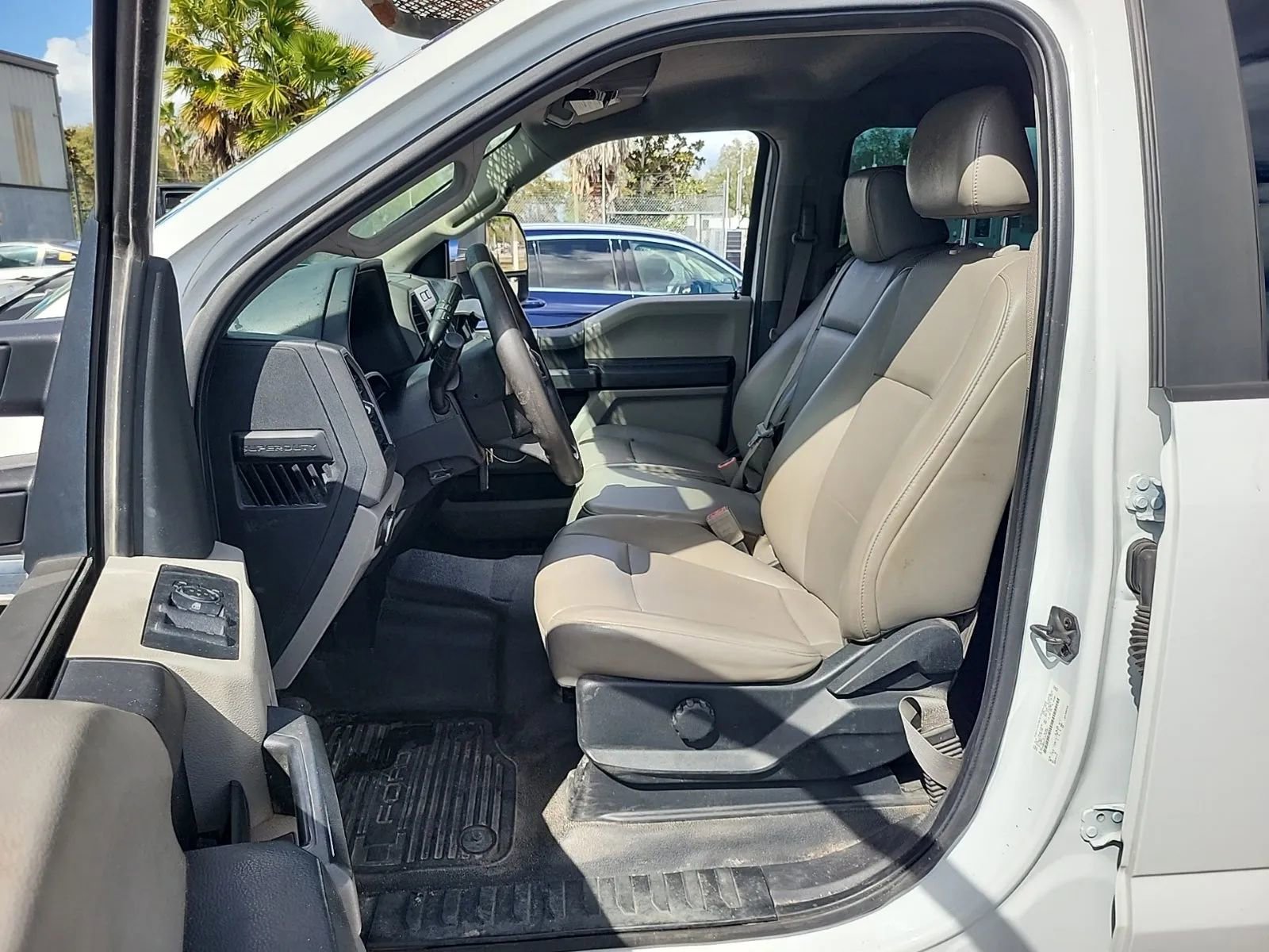 Used 2018 Ford F450 XL w/ Power Equipment Group image 6