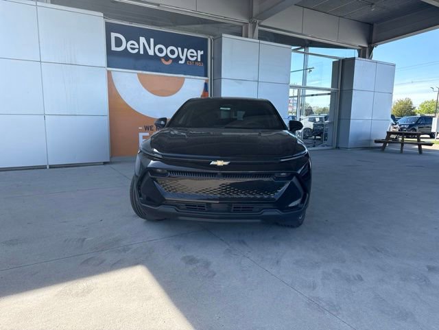 New 2026 Chevrolet Equinox EV LT w/ Comfort Package FWD image 8
