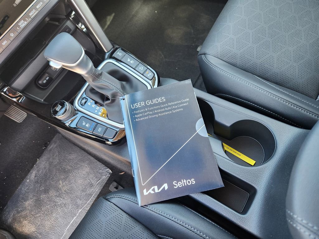 New 2026 Kia Seltos SX image 19