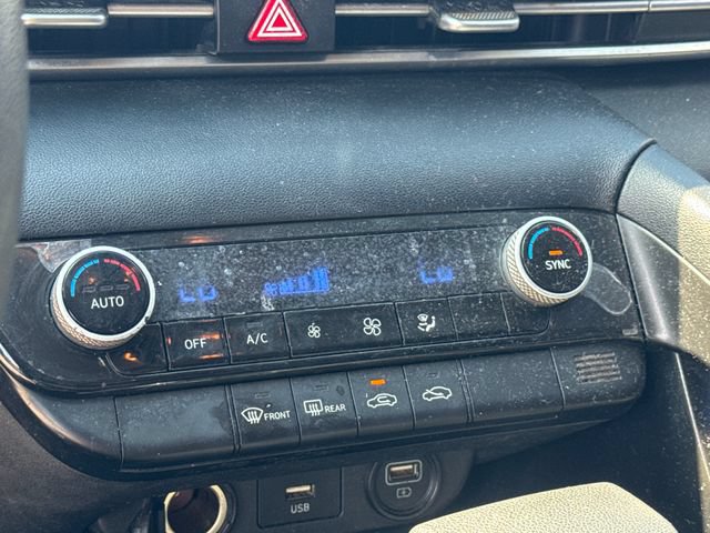 Used 2021 Hyundai Elantra SEL FWD image 18