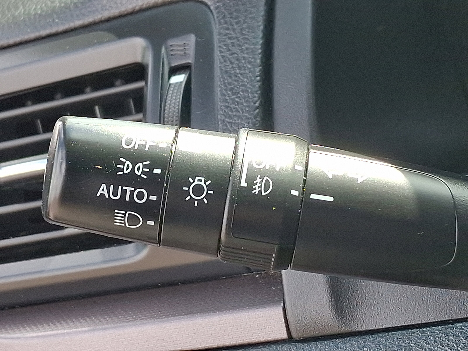 Used 2023 Honda Ridgeline Sport image 25