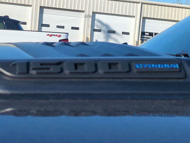 New 2026 RAM 1500 Laramie w/ Night Edition AWD/4WD image 12