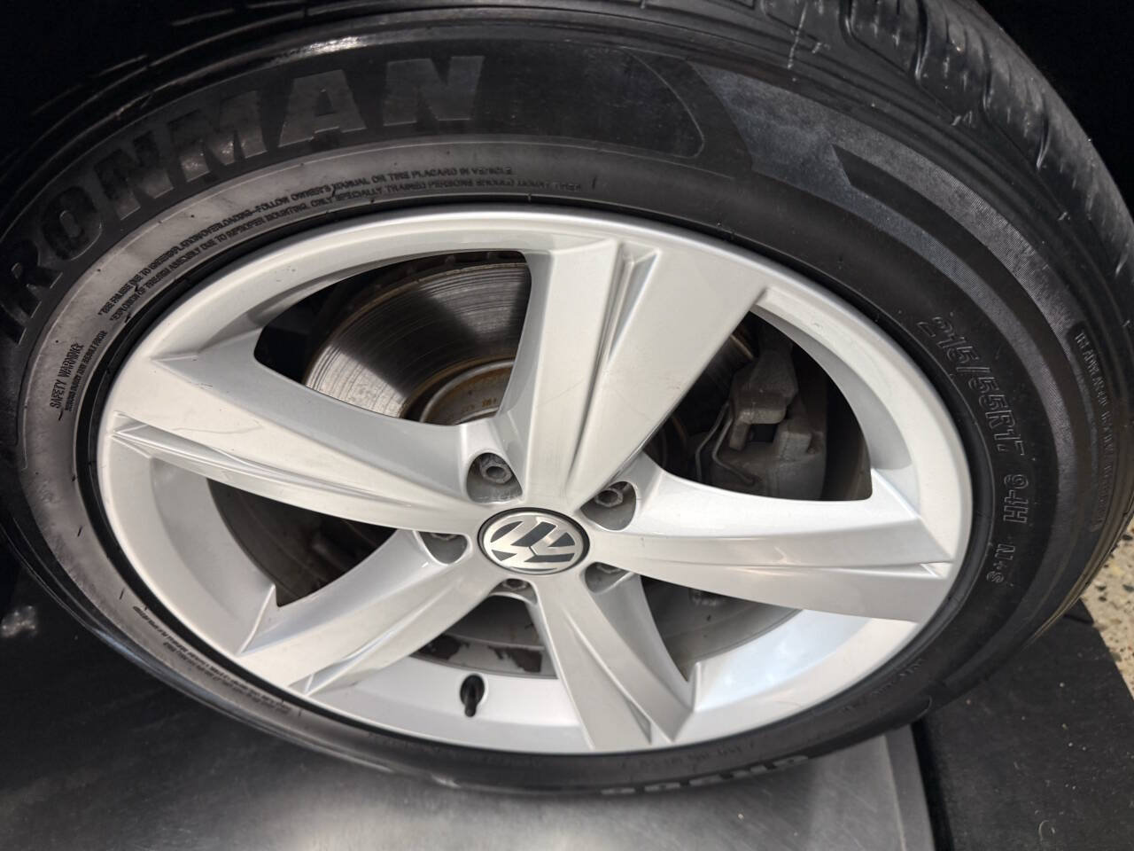 Used 2013 Volkswagen Passat TDI SE FWD image 28