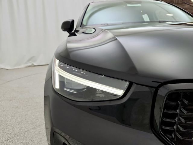 Used 2026 Volvo XC40 B5 Ultra image 30