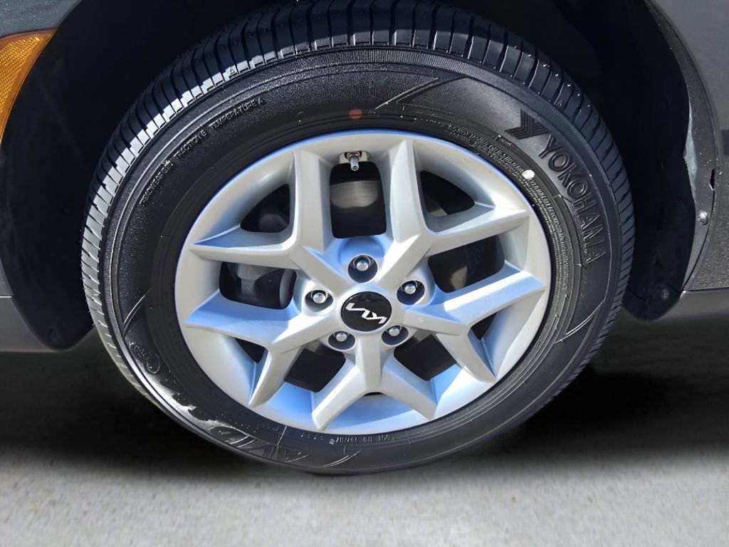 Used 2024 Kia Soul LX w/ Option Group 015 image 9