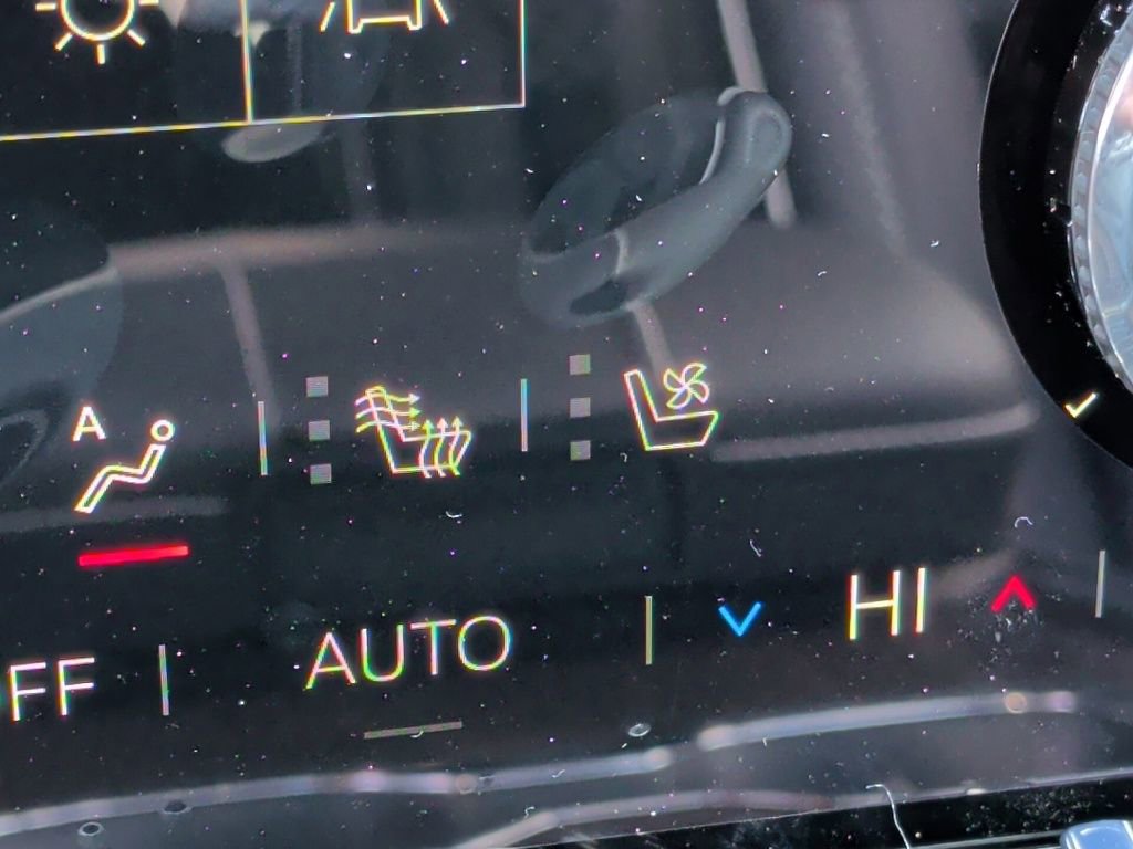 New 2026 GMC Acadia Denali w/ Super Cruise Package image 27