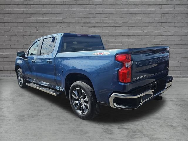 Used 2024 Chevrolet Silverado 1500 LT AWD/4WD image 3