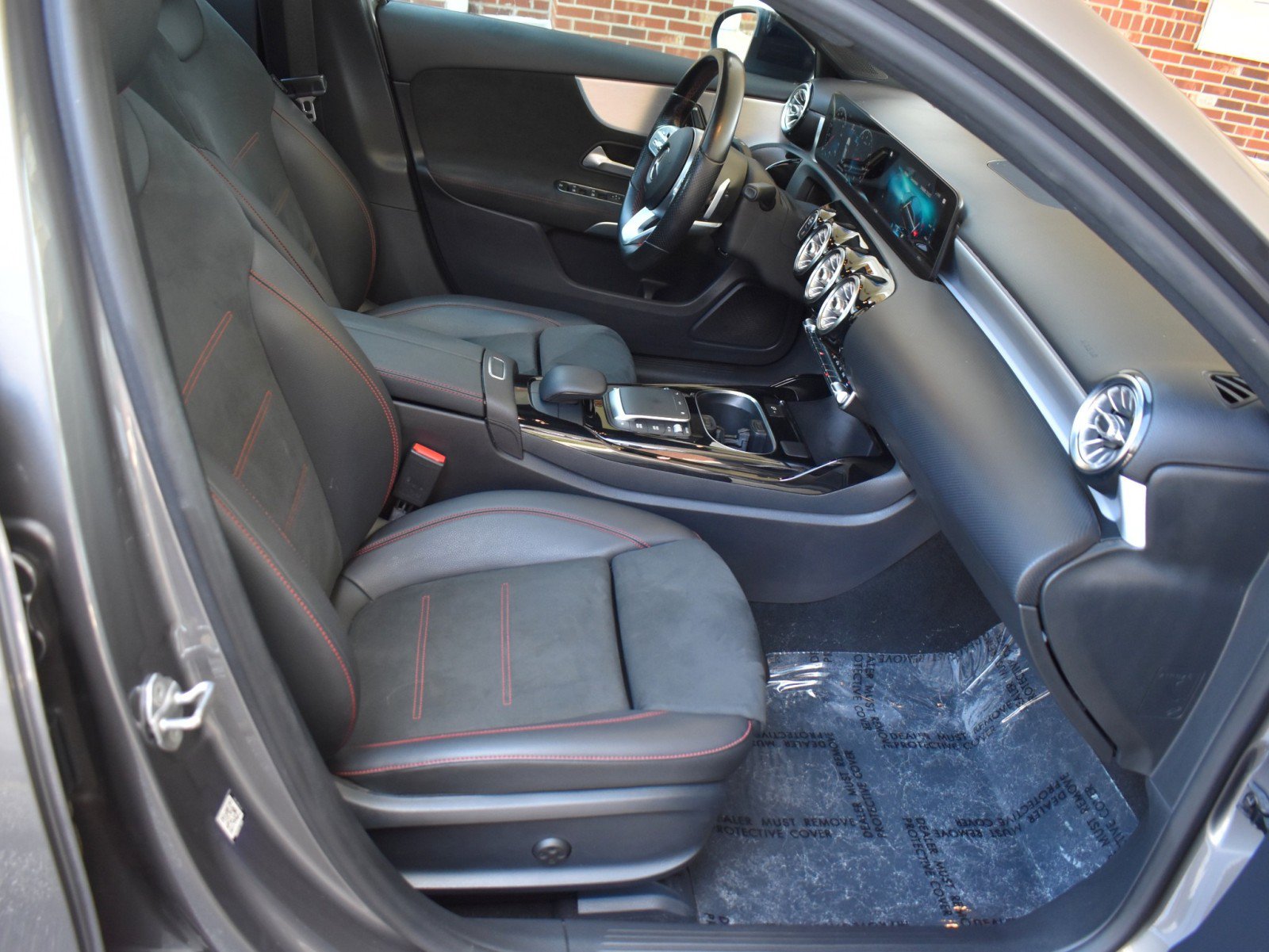 Used 2021 Mercedes-Benz A 35 AMG 4MATIC image 44
