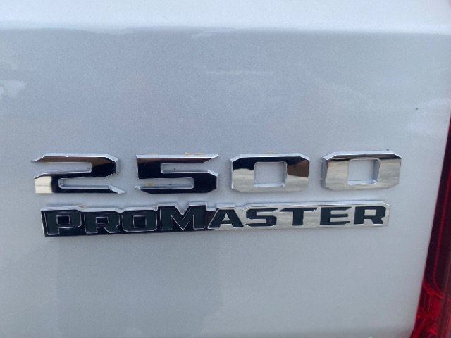 Used 2023 RAM ProMaster 2500 w/ Driver Convenience Group FWD image 12
