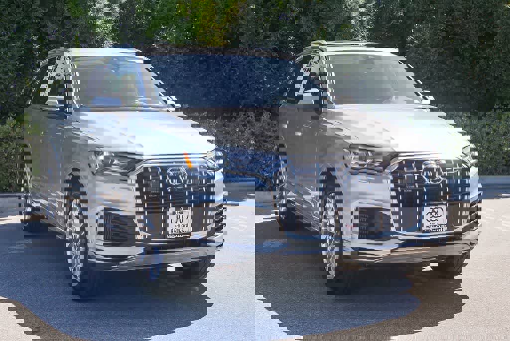 Used 2023 Audi Q7 3.0T Premium Plus image 3