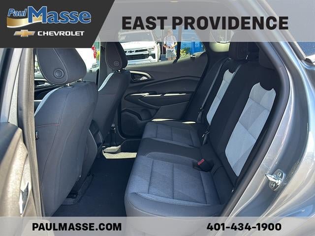 Certified 2025 Chevrolet Trax RS w/ Driver Confidence Package FWD image 17