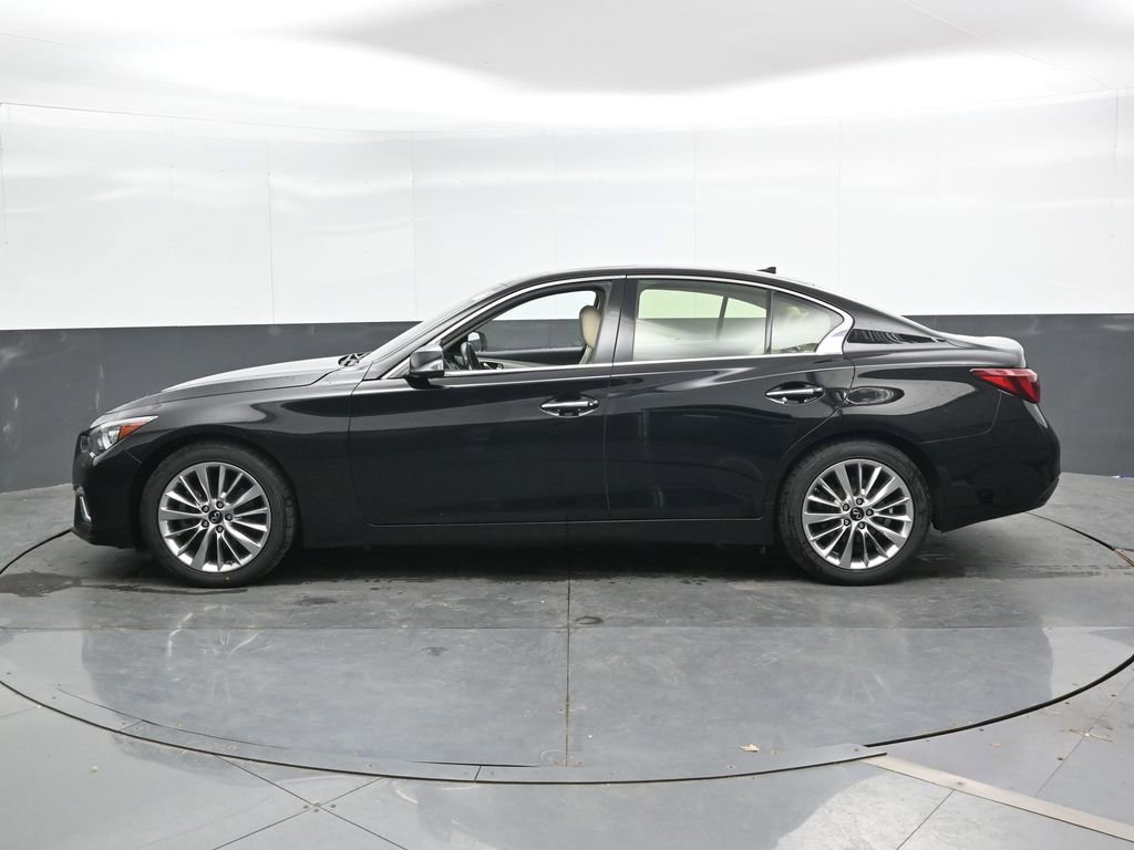 Used 2020 INFINITI Q50 Luxe w/ Essential Package (3.0T Luxe) AWD/4WD image 10
