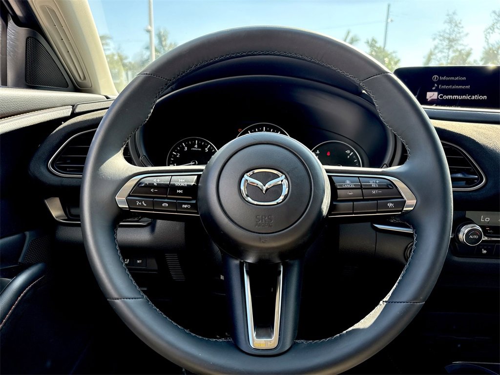 New 2024 MAZDA CX-30 Carbon image 49