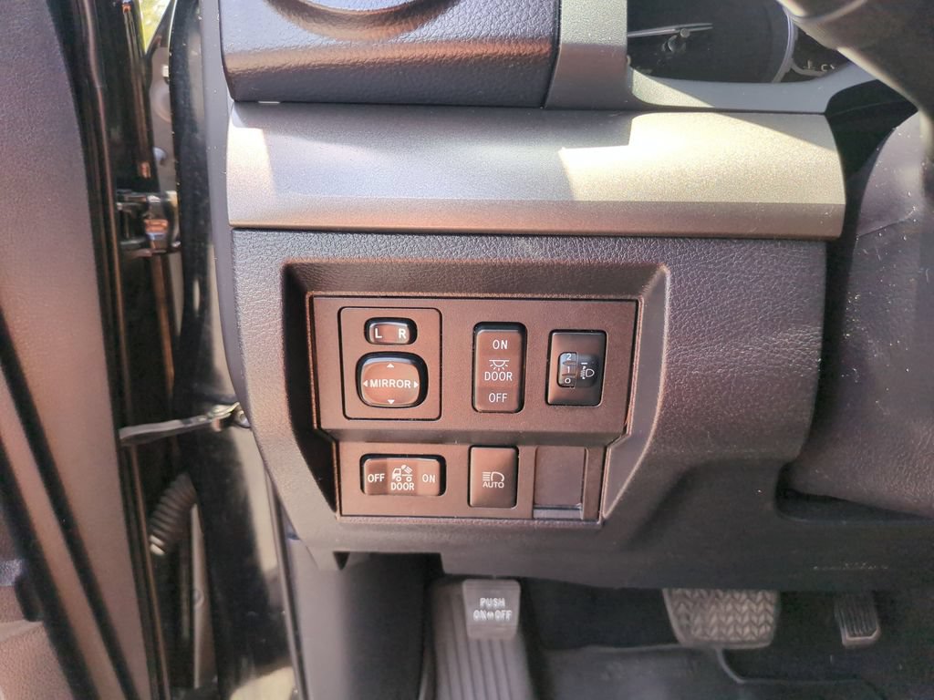 Used 2021 Toyota Tundra SR5 RWD image 29