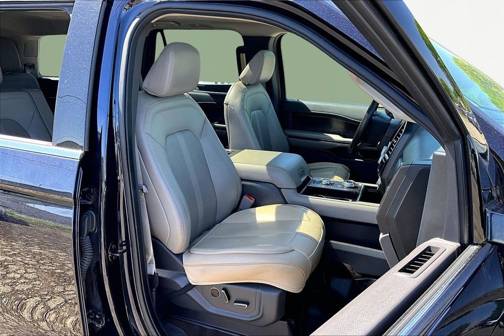 Certified 2021 Ford Expedition Limited AWD/4WD image 7
