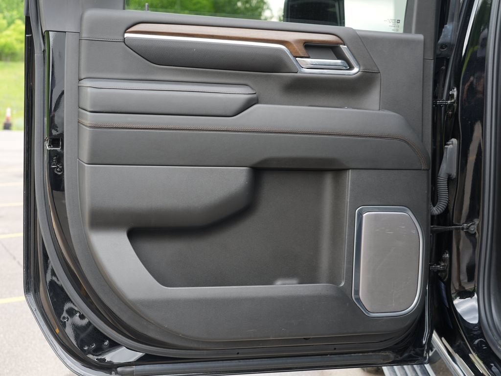 Certified 2024 Chevrolet Silverado 3500 High Country w/ High Country Premium Package AWD/4WD image 20
